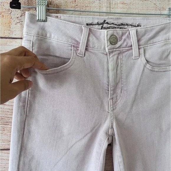 American Eagle Next Level Stretch Jegging Jeans Size 6L Light Pink Slim Leg - Picture 3 of 11